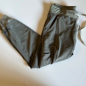 Figs heather green P/S